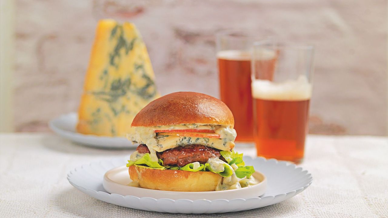 Hamburger: como fazer isso perfeito e 30 receitas para honrá -lo