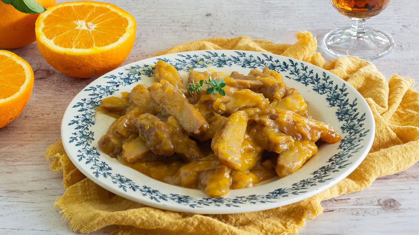 A receita para o prato vegano fresco e saboroso