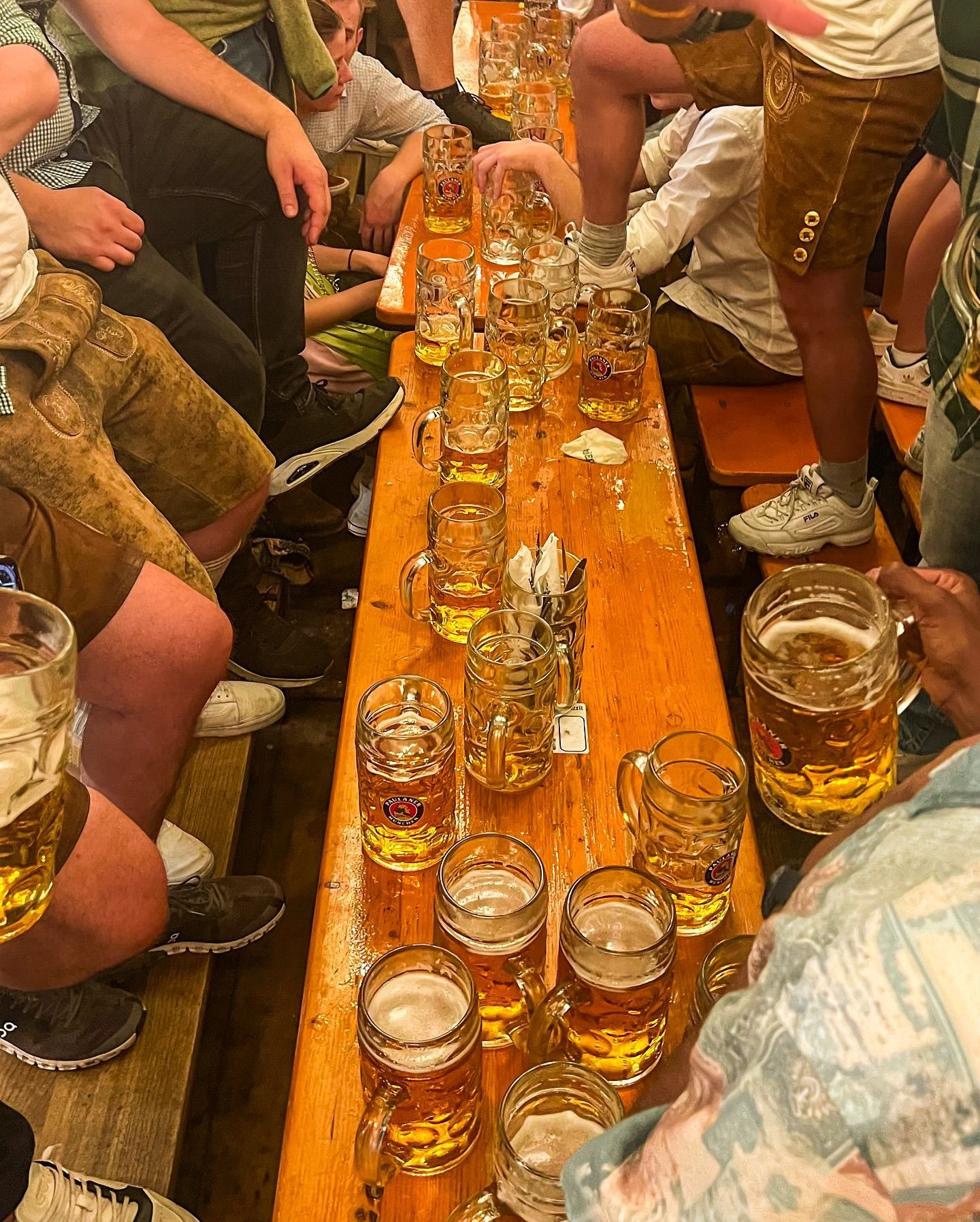 My 1st Oktoberfest & I’m loving the experience 🍻🇩🇪🎡 📌 Oktoberfest is the